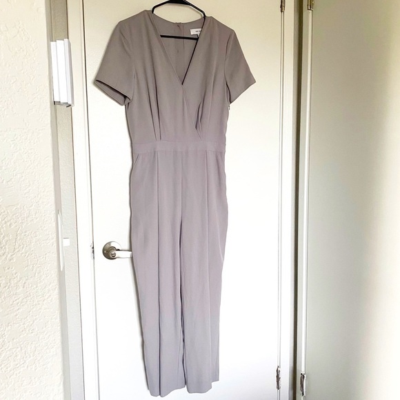REISS Gray jumpsuit With button back and side pockets - Picture 6 of 12